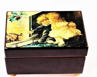 Enesco® 1985 Sankyo 20 Key Music Box, Tune "White Christmas", Varnished Lacquered Piano Finish Wood Box, 4.25 W.  2.75" T, Free US Shipping