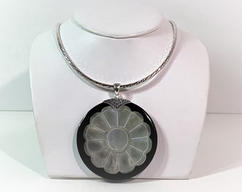 Sterling Silver Round Twisted Diamond Cut 18" Omega Necklace W/ Large 2.6" Black Onyx & Inlay Carved Mother of Pearl. 42.7 Grams. Stunning.