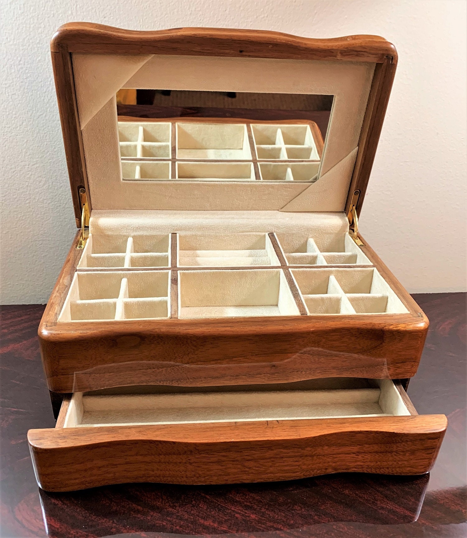 Refurbished Jewelry Boxes