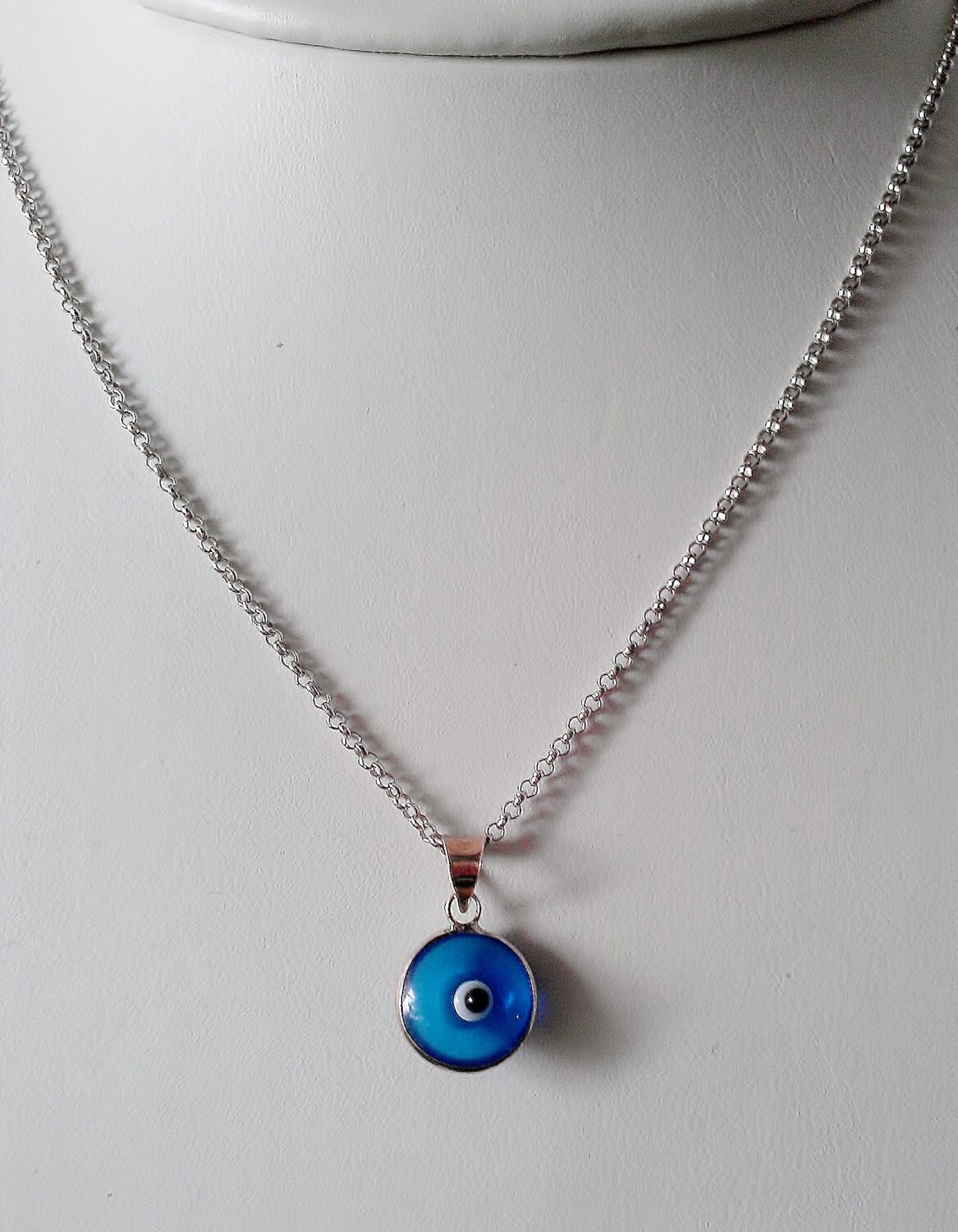 Sterling Silver .925 Blue Eye Pendant and 20 Fine Link Chain, Hand Made