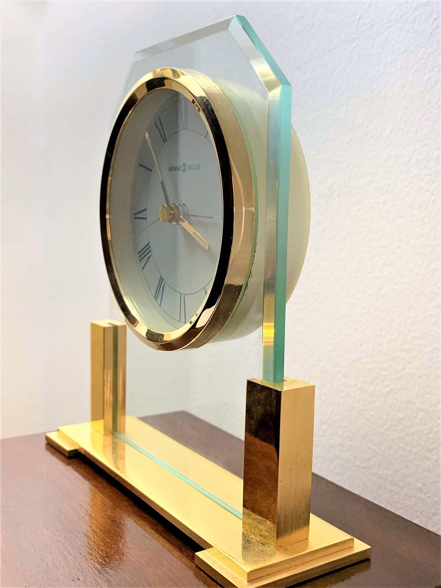 Howard miller Paramount Glass Alarm Clock, 613573. Mint with Original