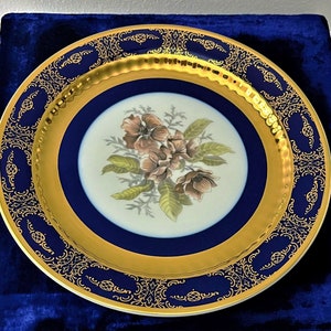 ヴィンテージ コレクターズ チェコスロバキア カールスバッド「Porcelaine Fine De Boheme」コバルト ブルー & ゴールド プレート、新品未使用、オリジナル ボックス入り。米国への送料無料