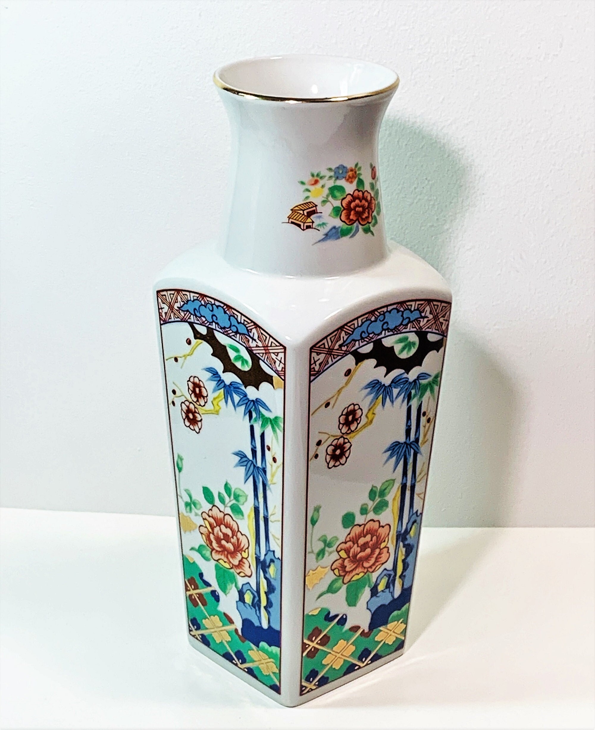 Vintage Miyako Imari Ware Porcelain Vase, Handcrafted in Japan, Gold