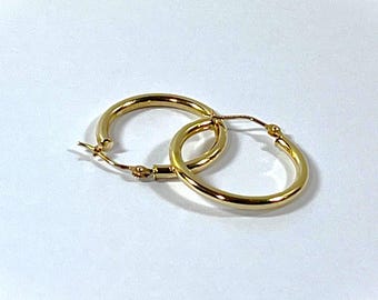 14K Yellow Gold Hoop Earrings, High Polish Finish, 3/4" 20mm Diameter, 2mm Gauge, 1.20 Grams. Mint. Free US Shipping.