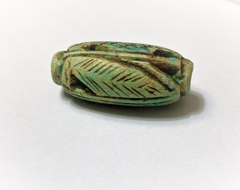 Perle de faïence égyptienne ancienne vintage, amulette rare, cobra égyptien, Maat & Thoth. Vallée des Reines, Louxor - Egypte. 30 mm.