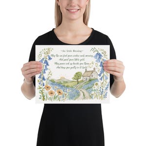 Konsttryck med irländskt husvälsignelse, irländsk stuga-väggkonst, keltisk heminredning, irländsk gåva, lantlig bondgårdslandskapskonst, sommarstil 11″×14″
