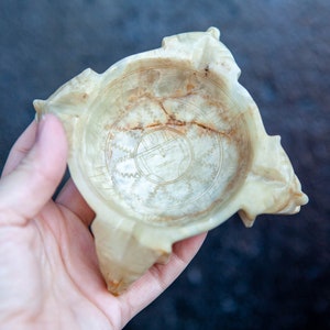Hand Carved Alabaster Stone Ashtray w/ Mayan ~ Aztec Design,  Featuring 4 Cigarette Rests between 4 Ancestor Heads, Vintage Souvenier