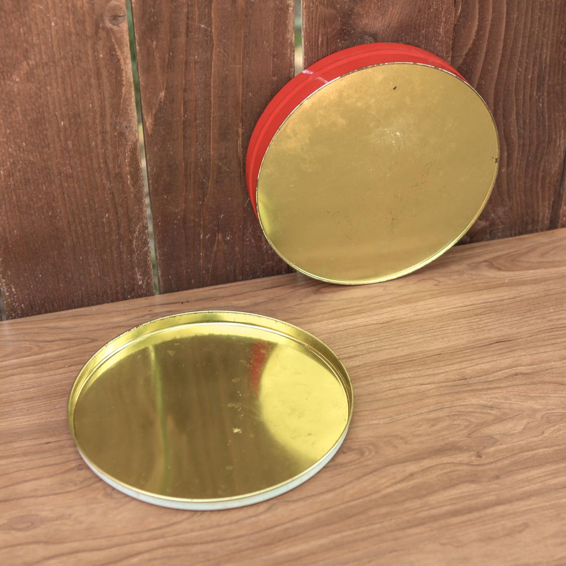 Mid-century 10-inch Round Christmas Fruitcake Tin by Merico, Inc ...