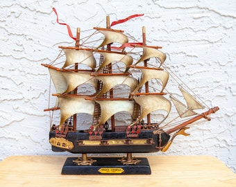 Model Ship ~ Fragata Española, Año 1780 / Spanish War Ship Replica