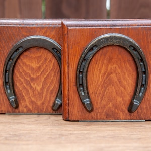 Horseshoe Bookends / Iron Horseshoe on Wooden Plaque w/ Felt Lined Metal Platform Base / Country Inspired Bookshelf Home Decor / Gift Idea!
