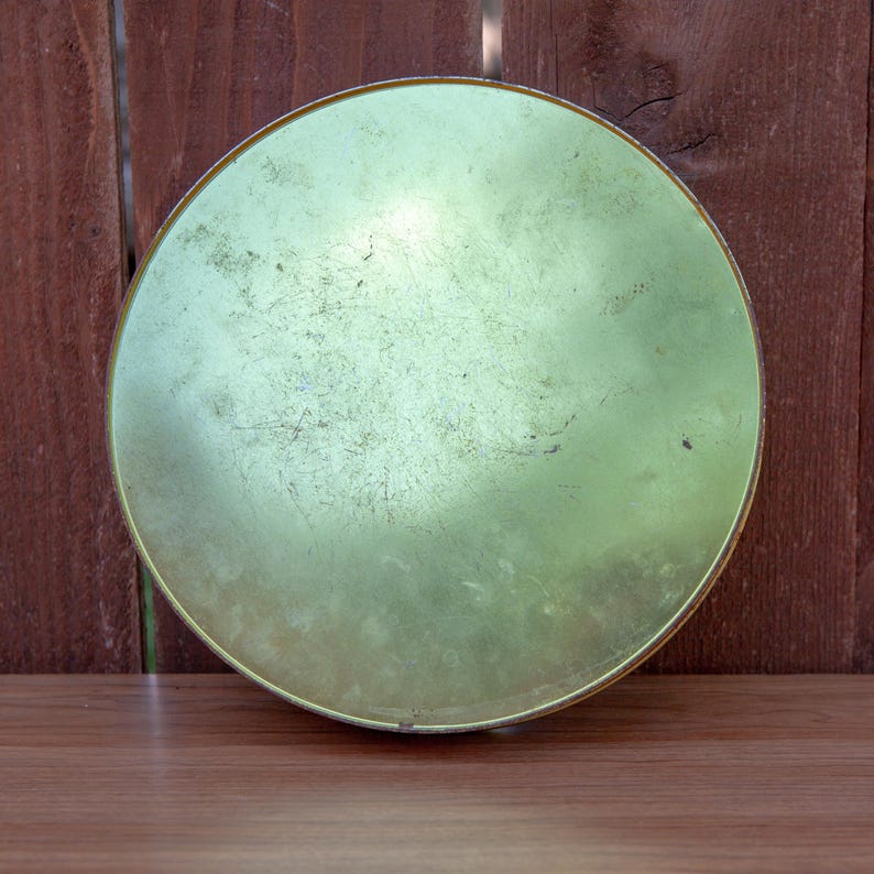 Mid-century 10-inch Round Christmas Fruitcake Tin by Merico, Inc ...