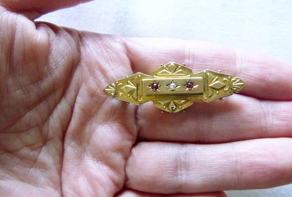 Victorian 9K gold antique brooch with rose cut di… - image 4