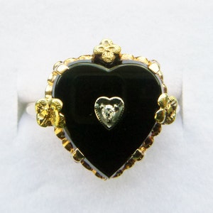 Art Deco Retro heart shaped onyx and diamond 10k rose and green gold ring size 6.25