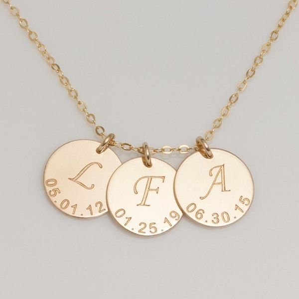 Personalisierte Initial und Datum Halskette, erste Geburtsdatum Halskette - Geschenk für Mama, Mutter, Oma Halskette (1/2 Zoll oder 12,7 mm Scheibe)