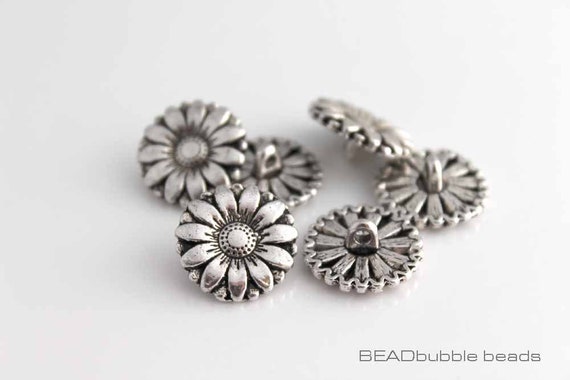 LES SIX / Flower Button Bracelet