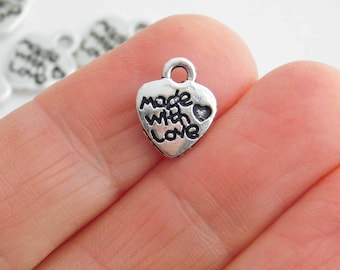 10 ciondoli a forma di cuore "fatti con amore", pendenti da 12 mm, color argento anticato, materiali per la creazione di gioielli