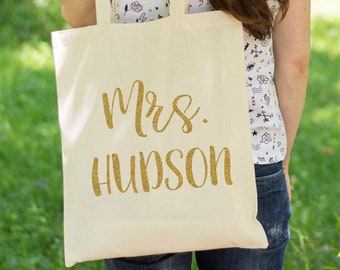 Bridal Party Tote Bag Wedding Tote Name Bag Mrs Tote Bag Gold Personalized Tote Bag Custom Name Gift New Bride Tote Bridal Shower Engagement