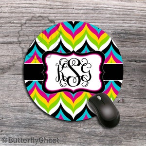 Round Mouse pad Office Desk accessory, Gift for coworker, Christmas Gift Colorful Office Supplies ,Mouse Mat, Desk decor - 261
