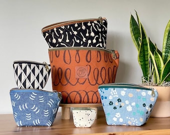 Raven Pouch Sewing Pattern, 11 Sizes, Beginner Zipper Pouch (PDF)