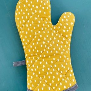 Toasty Oven Mitt, PDF Sewing Pattern, Quilted Oven Mitt Pattern image 6