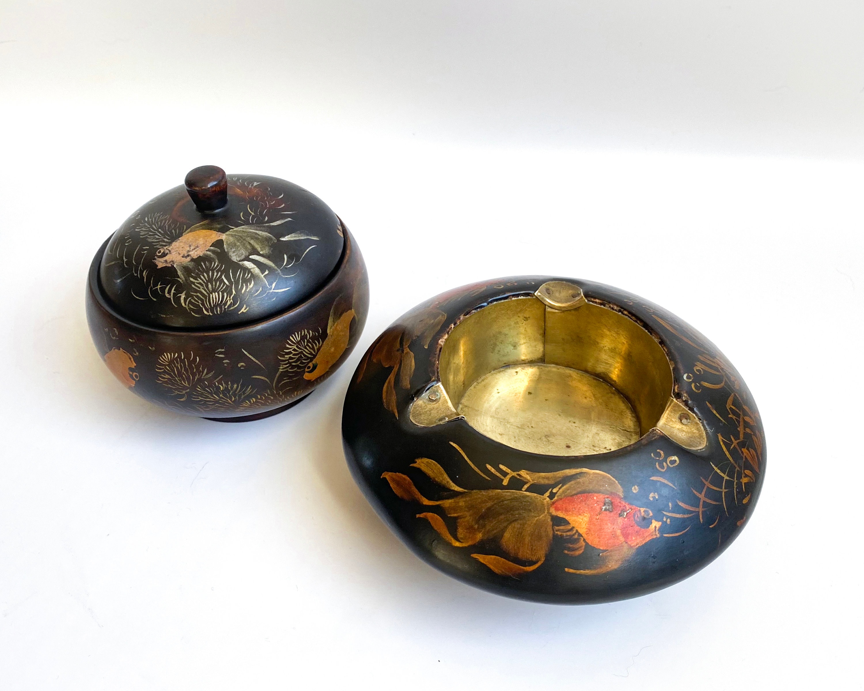 Spotted Lacquer Pot - Ca 1940 Spotted Lacquer Pot - Ca 1940
