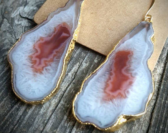 Boucles d'oreilles tranche d'agate cristallisée NALÏS