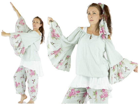 Loose bohemian top bells sleeves shabby chic flower roses print, cottage, Mori girls, campaign, country, boho, flared sleeves ruffles shabby