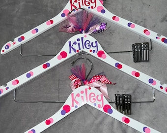 Cheerleaders, Dancers Uniform Hanger