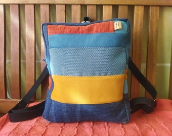 Recycelter Upcycled-Rucksack, umweltfreundlicher, nachhaltiger, ökologischer, bunter handgefertigter blauer gelber weicher Rucksack