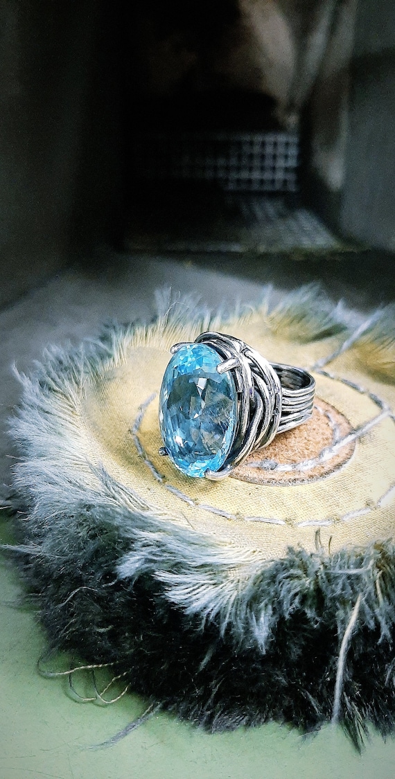 Sterling Silver Braided Wire Gemstone Ring - Available in 8 stones Sterling Silver Braided Wire Gemstone Ring - Available in 8 stones