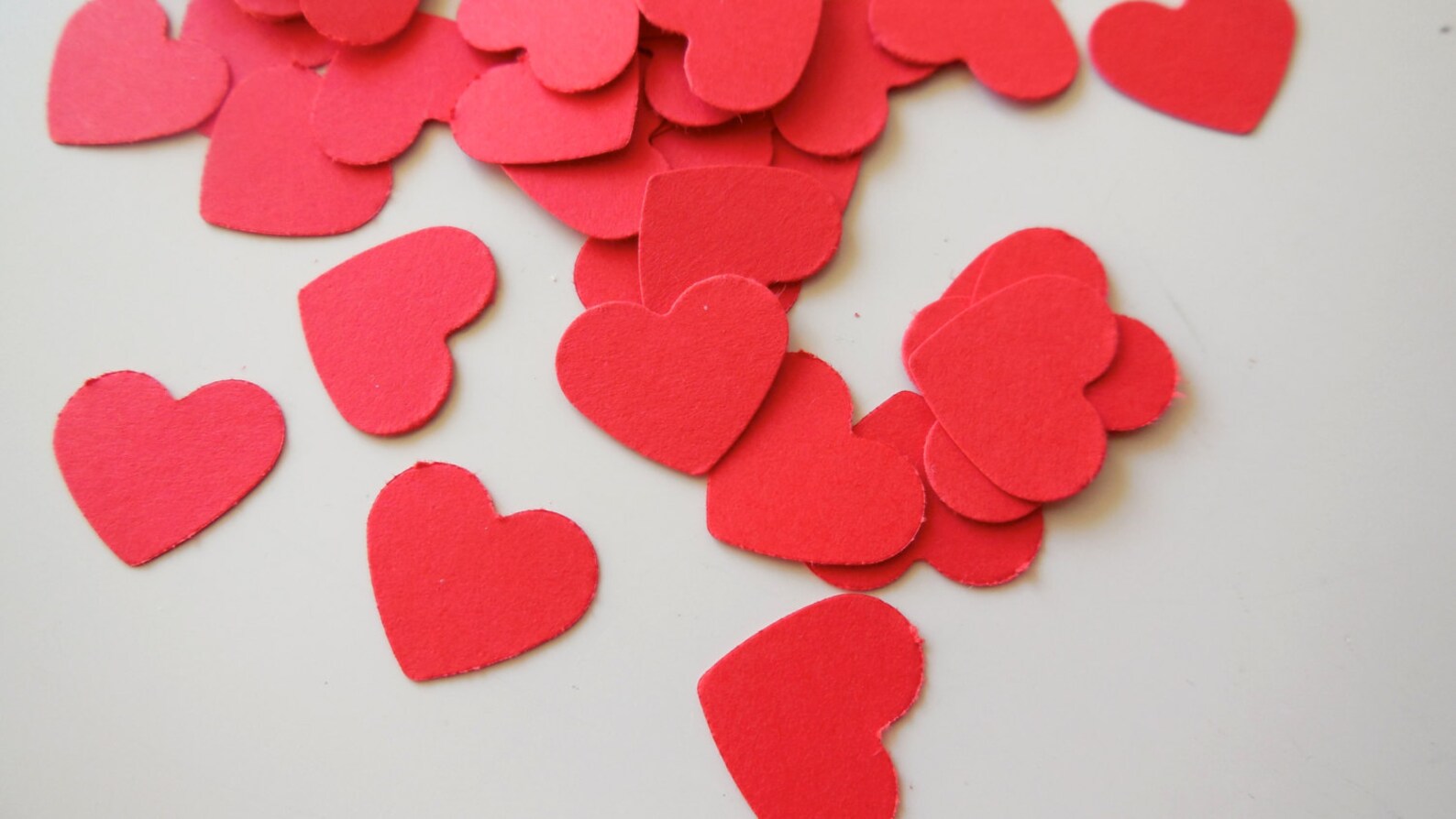 200 stuks hartjes confetti feestdecoratie huwelijk Etsy Nederland