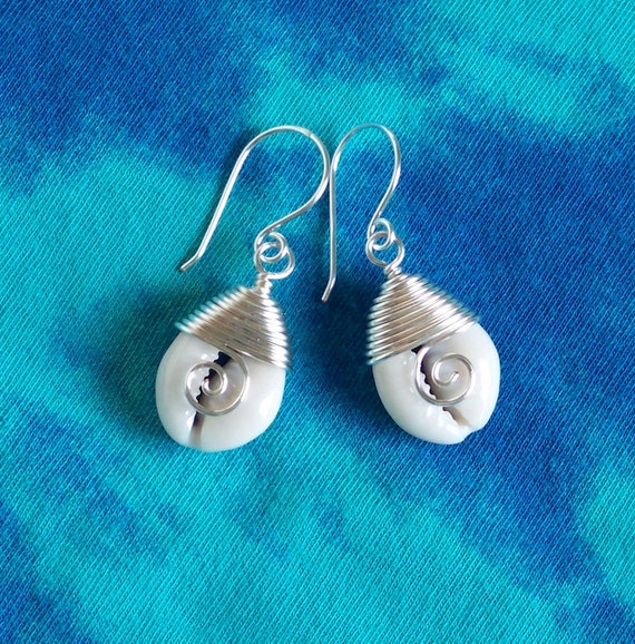 Wire Wrapped Cowrie Shell Earrings, Beach Cowrie Shell Earrings, Silver Shell Earrings