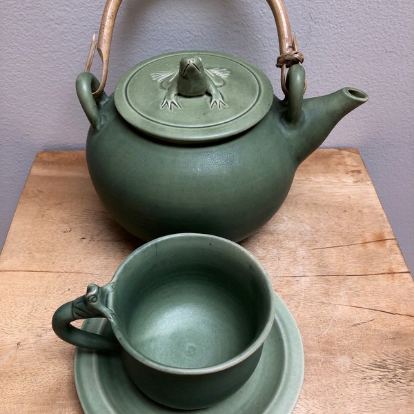 Artisan Studio Pottery Tea Pot and Matching Cup and Saucer with Frog Details