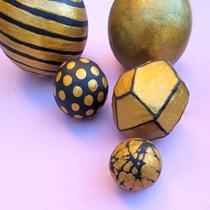 Blur Decorative Paper Mache Nesting Bowl Filler Balls, Set of Five Gray and Gold Spheres
