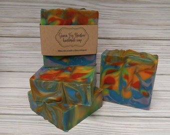 Guava Fig Rainbow Soap, Rainbow soap, Handmade cold process soap, Vegan soap, Palm-free soap, Bath soap, Gift idea, Pride, Pride soap, , Spa