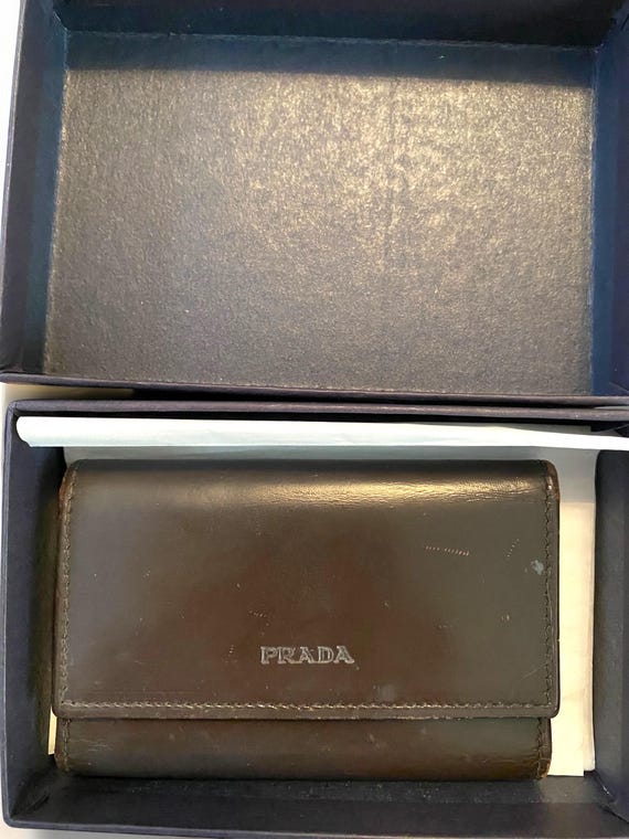 Vintage Authentic Prada Black Leather Key Holder Snap Close W/box