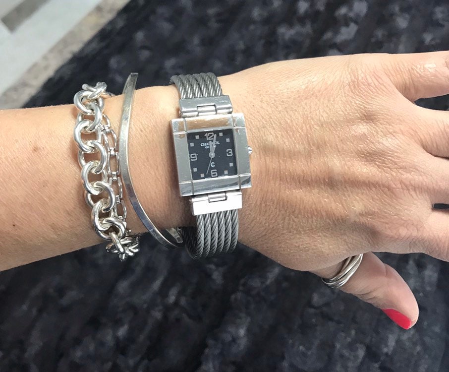 G*p様 CHARRIOL GENEVA ブレスレットウォッチ Authentic Women's Vintage Charriol Geneve Stainless Steel Cable