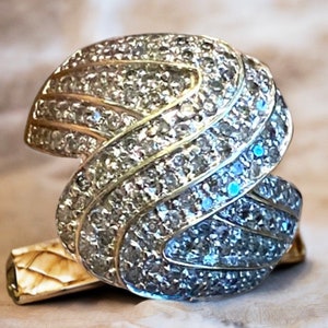 GORGEOUS 14K Yellow Gold Wide Diamond Cluster Swirl Cocktail Statement Ring Size 9