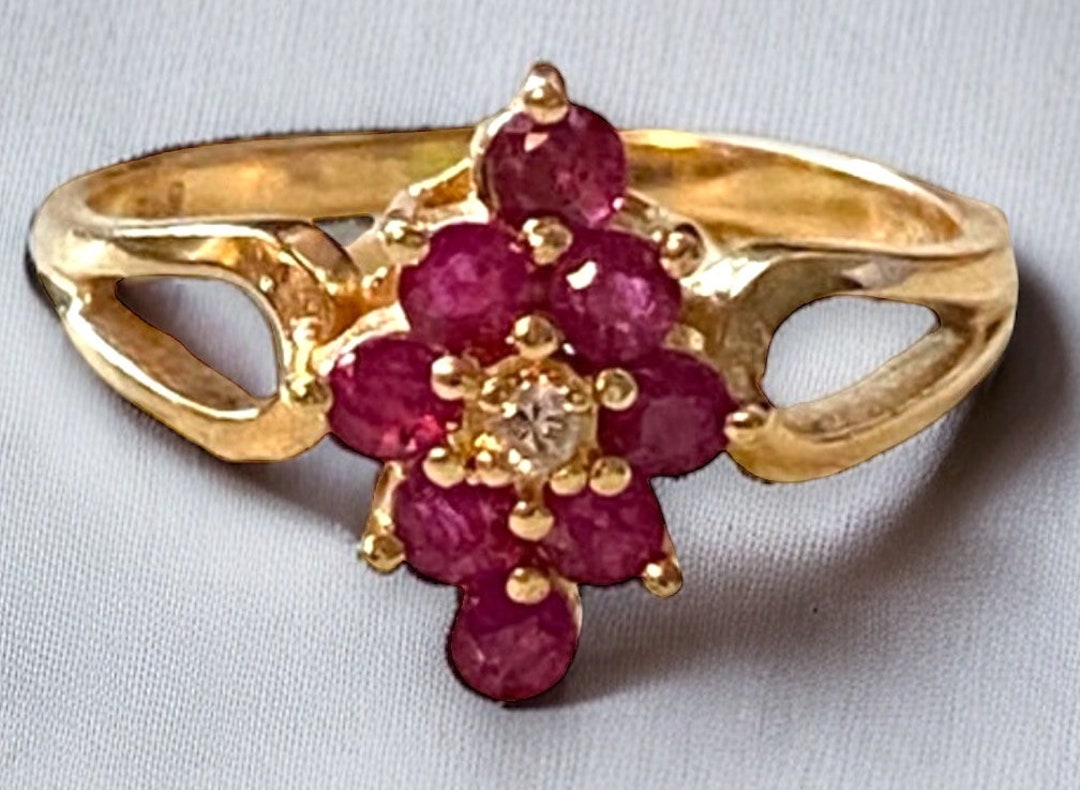 Stunning Estate 14K Gold Ruby and Diamond Cluster Ring Size 6.75! - Etsy