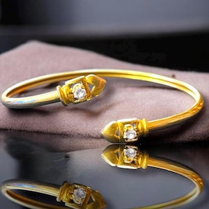 GORGEOUS 22K Yellow Gold FANCY Bypass Bangle Bracelet!