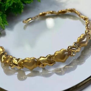 Vintage 1980s 10k Yellow Gold 7” XOXO 8mm Bracelet!
