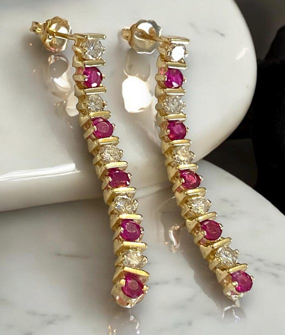 GORGEOUS Custom 14k Yellow Gold 3 CTW Ruby and Di… - image 10