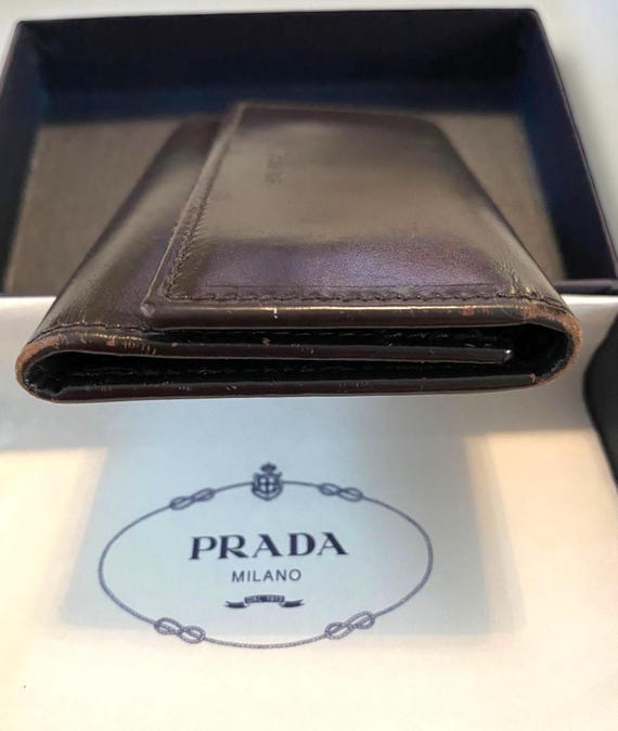 Vintage Authentic Prada Black Leather Key Holder Snap Close W/box