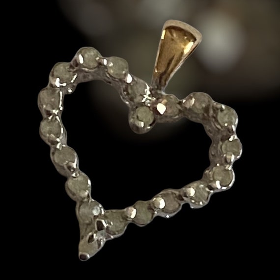 Beautiful Estate 10k Two Tone Gold Diamond Heart … - image 2