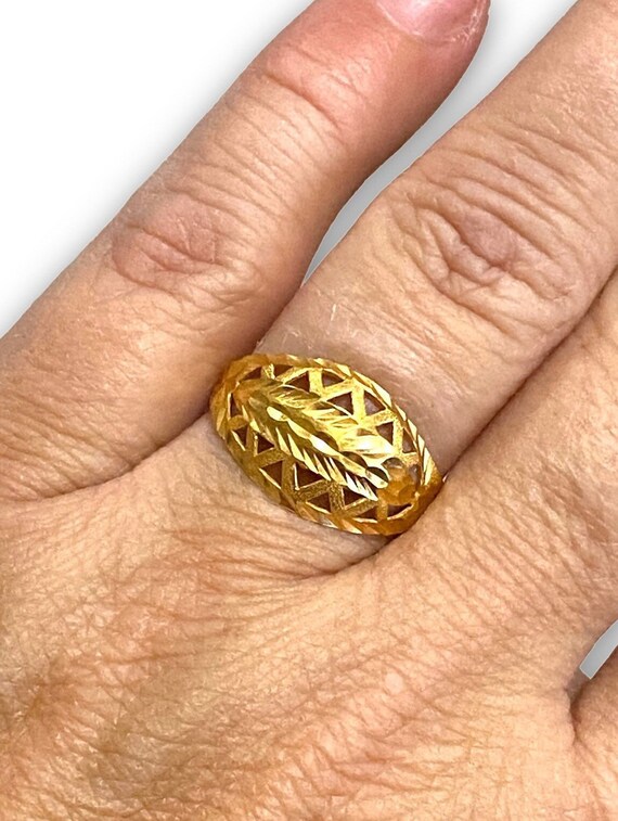 UNIQUE 22K Yellow Gold Band Ring Size 7.25 BEAUTI… - image 8