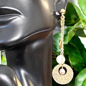 GORGEOUS Estate 14K Yellow Gold 2 3/8” Long Chain 4mm Pearl Dangle Earrings!