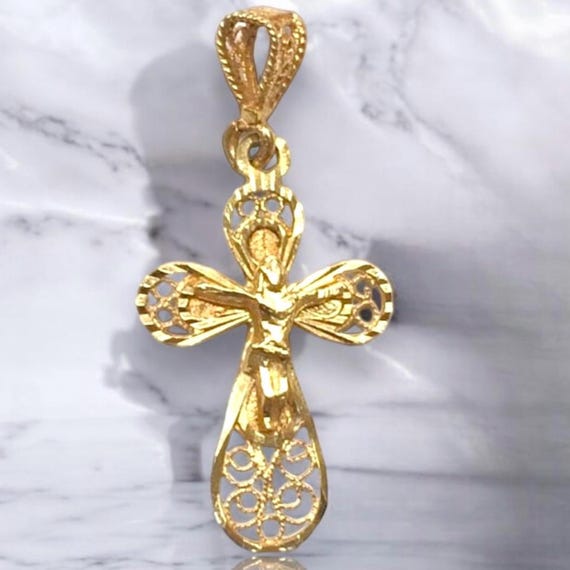 Vintage 14K Yellow Gold Filagree Cross - image 8