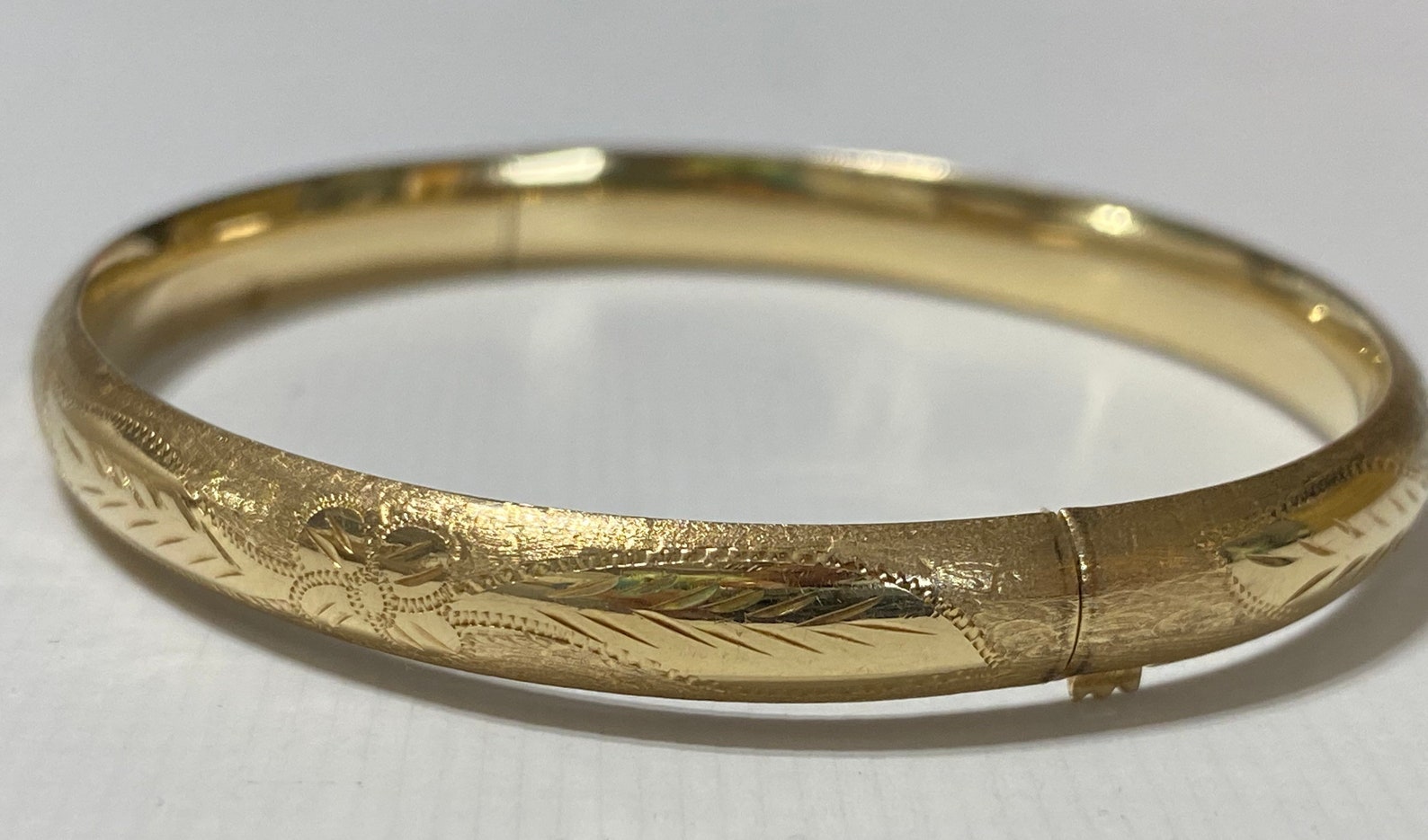 Vintage 14K Yellow Gold 1/4 Wide Etched Bangle Bracelet Etsy