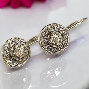 BEAUTIFUL 14K White Gold Diamond Dangle Leverback Earrings STUNNING LOOK!