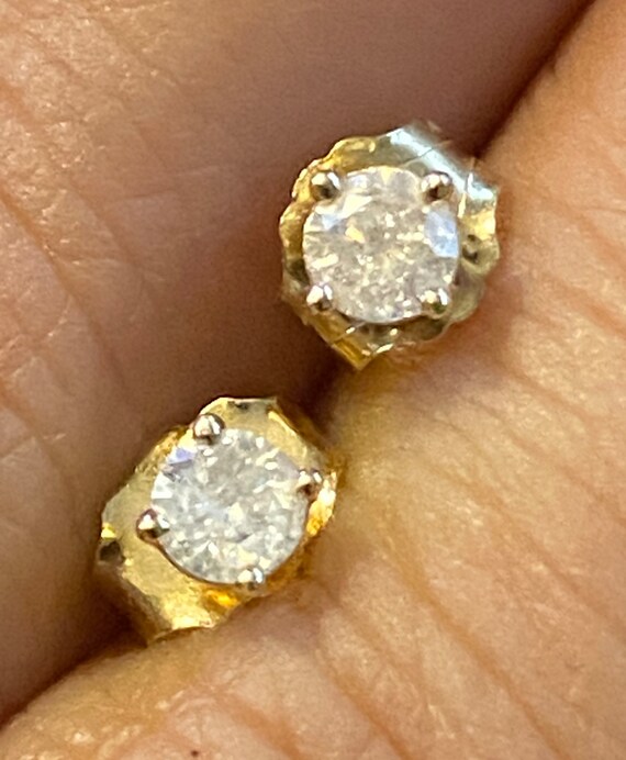 Vintage 14K Yellow Gold .20 CTW Diamond Stud Earr… - image 4